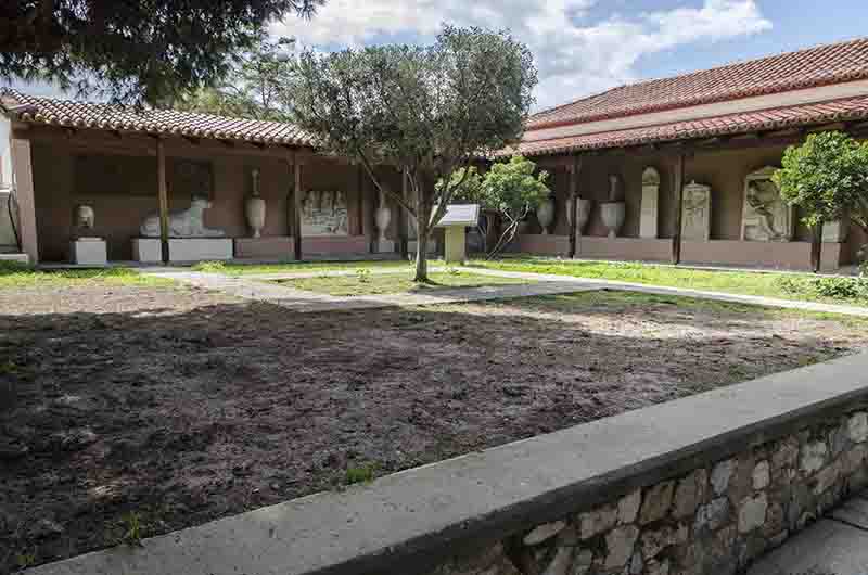 129 - Grecia - Atenas - Keramikos - museo de Keramikis